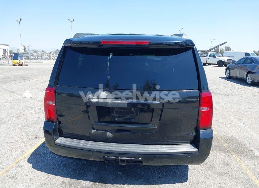 Photo 15 of 2015 Chevrolet Suburban 1500 LT (VIN 1GNSKJKCXFR298472)