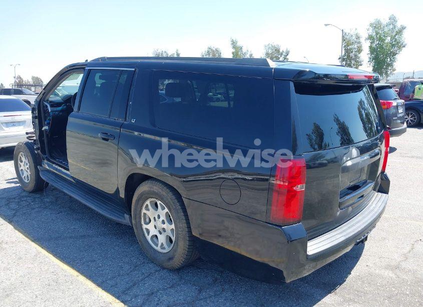 Photo 3 of 2015 Chevrolet Suburban 1500 LT (VIN 1GNSKJKCXFR298472)