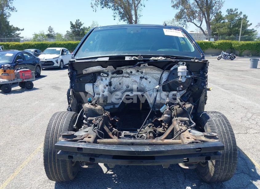 Photo 6 of 2015 Chevrolet Suburban 1500 LT (VIN 1GNSKJKCXFR298472)