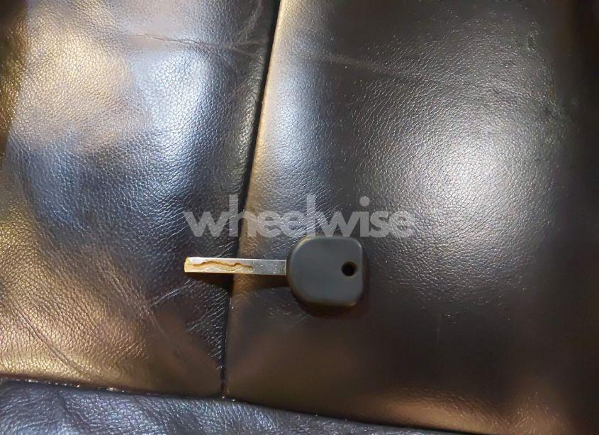 Photo 11 of 2015 Chevrolet Suburban 1500 LT (VIN 1GNSKJKCXFR659974)