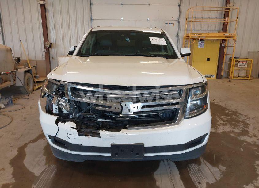 Photo 12 of 2015 Chevrolet Suburban 1500 LT (VIN 1GNSKJKCXFR659974)