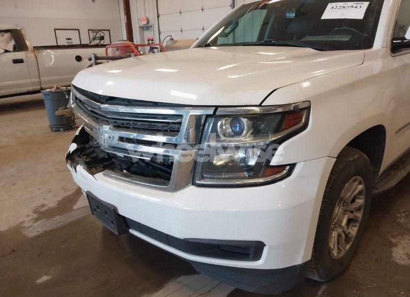 Photo 6 of 2015 Chevrolet Suburban 1500 LT (VIN 1GNSKJKCXFR659974)