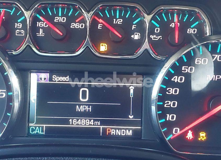 Photo 7 of 2015 Chevrolet Suburban 1500 LT (VIN 1GNSKJKCXFR746757)