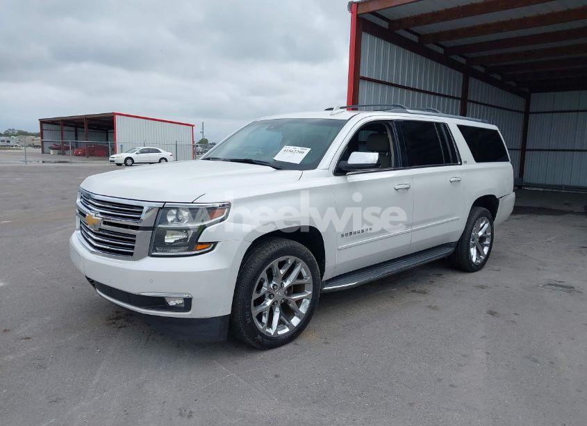 Photo 2 of 2016 Chevrolet Suburban LTZ (VIN 1GNSKJKCXGR166782)