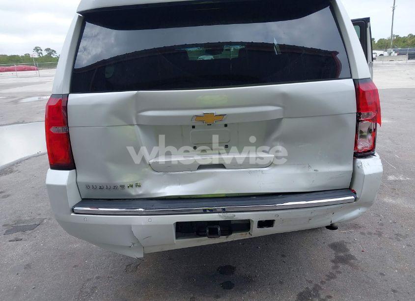 Photo 6 of 2016 Chevrolet Suburban LTZ (VIN 1GNSKJKCXGR166782)