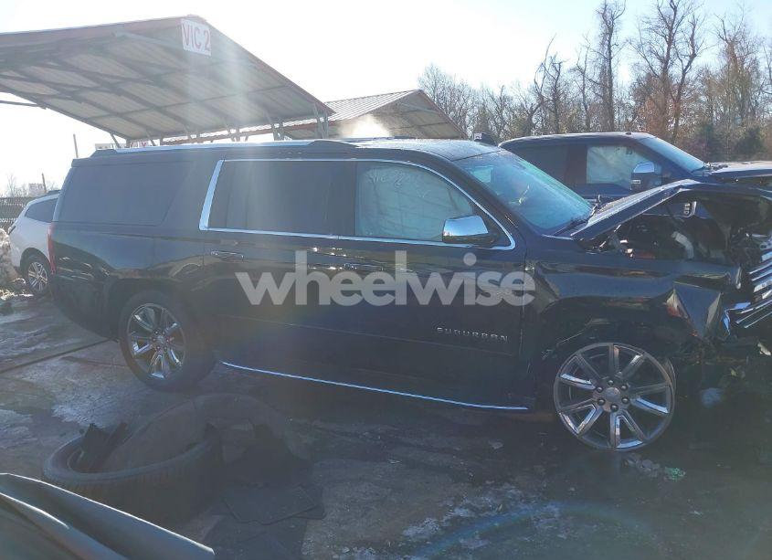 Photo 13 of 2018 Chevrolet Suburban PREMIER (VIN 1GNSKJKCXJR134700)