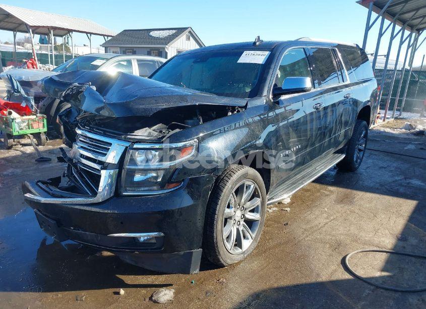 Photo 2 of 2018 Chevrolet Suburban PREMIER (VIN 1GNSKJKCXJR134700)