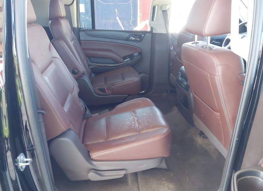 Photo 8 of 2018 Chevrolet Suburban PREMIER (VIN 1GNSKJKCXJR290901)