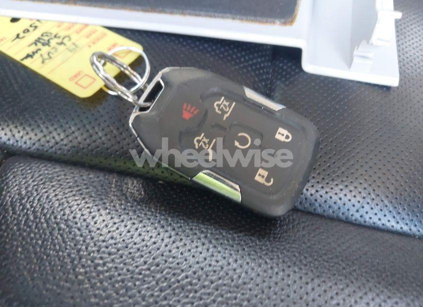 Photo 11 of 2019 Chevrolet Suburban PREMIER (VIN 1GNSKJKCXKR111502)