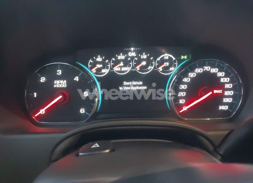 Photo 7 of 2019 Chevrolet Suburban PREMIER (VIN 1GNSKJKCXKR111502)