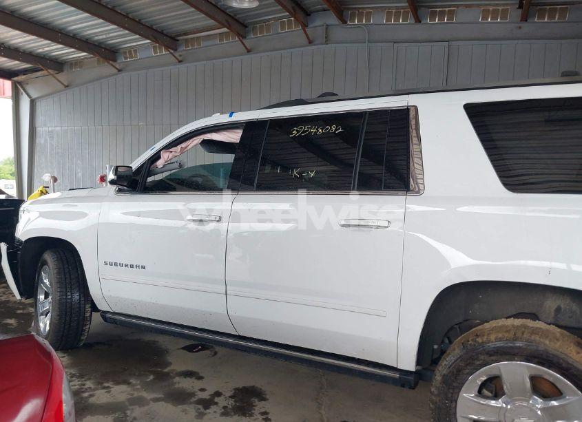 Photo 14 of 2019 Chevrolet Suburban PREMIER (VIN 1GNSKJKJ2KR354283)
