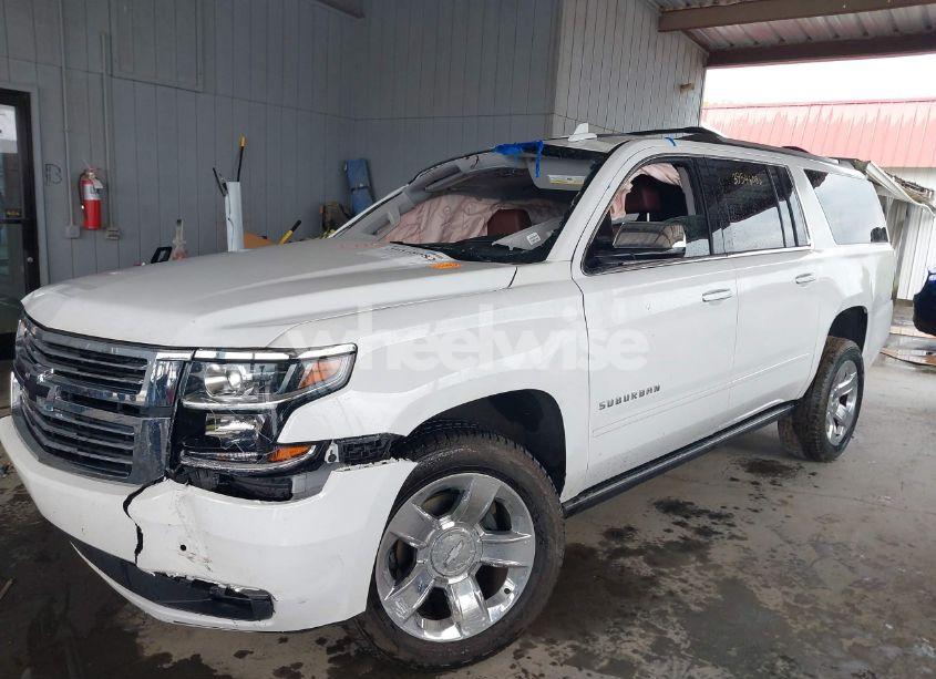 Photo 2 of 2019 Chevrolet Suburban PREMIER (VIN 1GNSKJKJ2KR354283)
