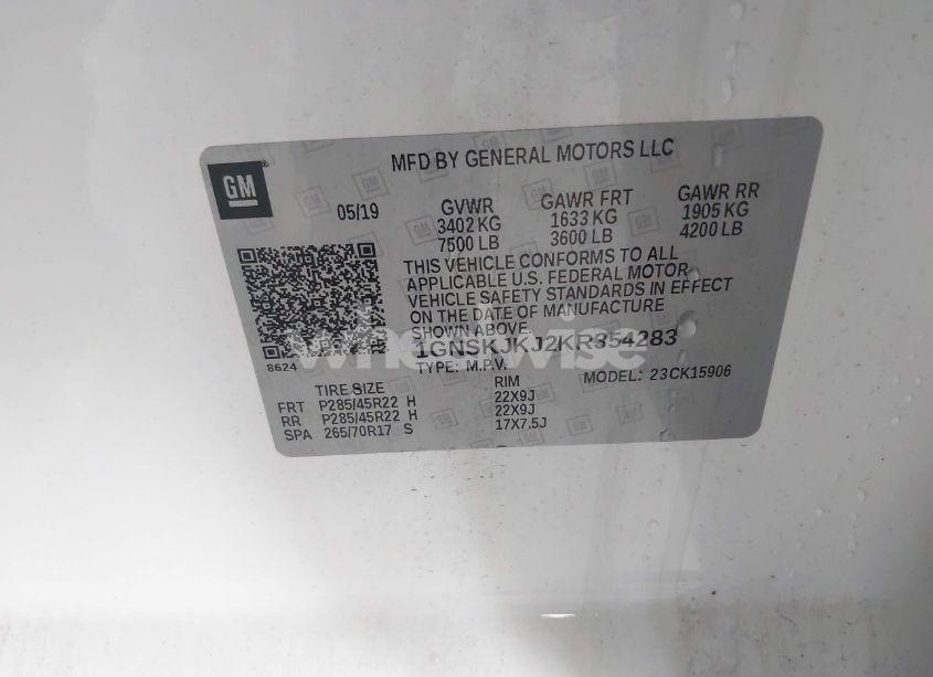 Photo 9 of 2019 Chevrolet Suburban PREMIER (VIN 1GNSKJKJ2KR354283)