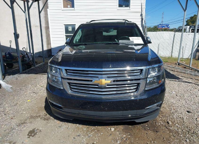 Photo 12 of 2019 Chevrolet Suburban PREMIER (VIN 1GNSKJKJ6KR253022)