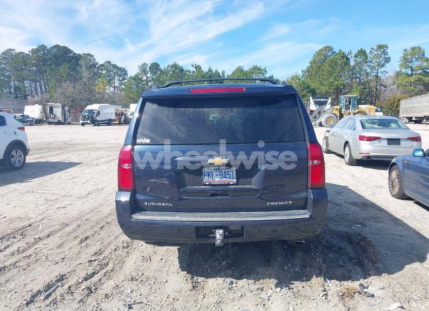 Photo 16 of 2020 Chevrolet Suburban 4WD PREMIER (VIN 1GNSKJKJXLR213544)