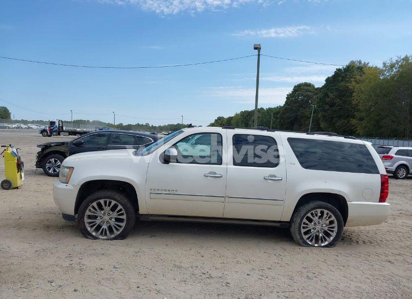 Photo 14 of 2011 Chevrolet Suburban 1500 LTZ (VIN 1GNSKKE35BR295927)