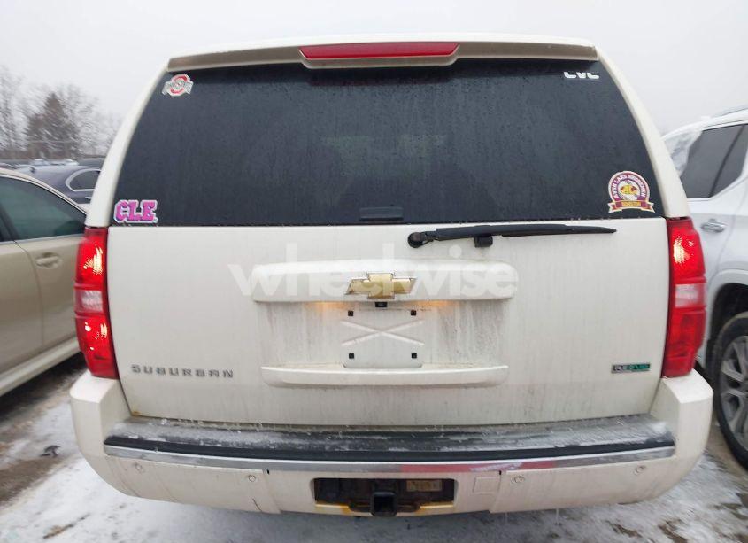 Photo 16 of 2011 Chevrolet Suburban 1500 LTZ (VIN 1GNSKKE36BR312444)