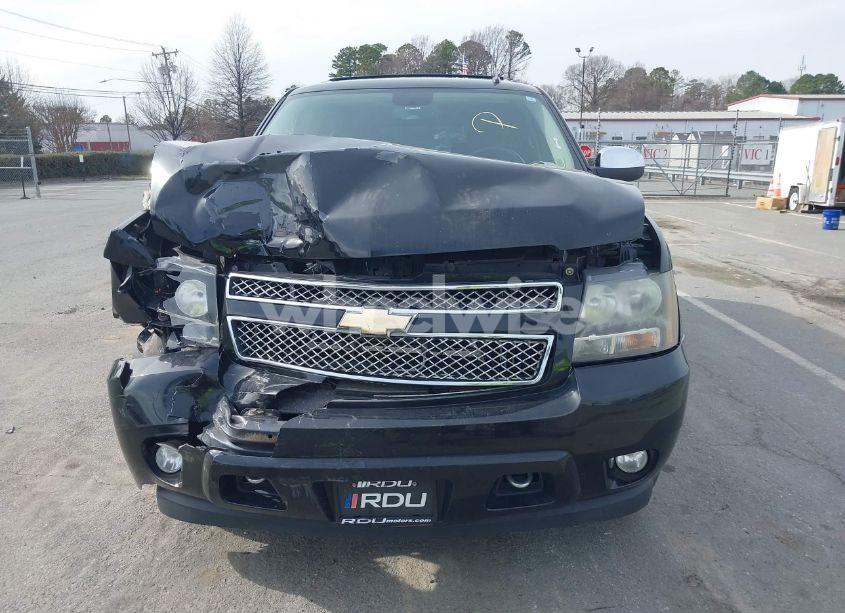 Photo 12 of 2011 Chevrolet Suburban 1500 LTZ (VIN 1GNSKKE37BR331312)