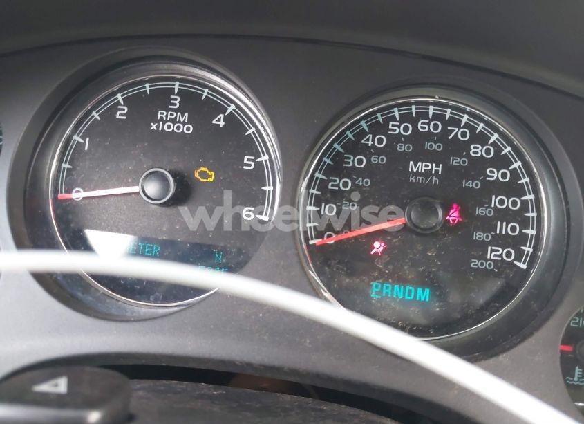 Photo 7 of 2011 Chevrolet Suburban 1500 LTZ (VIN 1GNSKKE37BR331312)