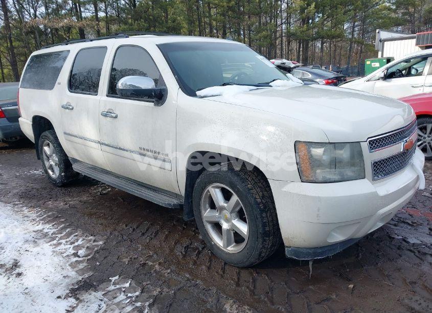 2011 Chevrolet Suburban 1500 LTZ (VIN 1GNSKKE38BR231882) main photo