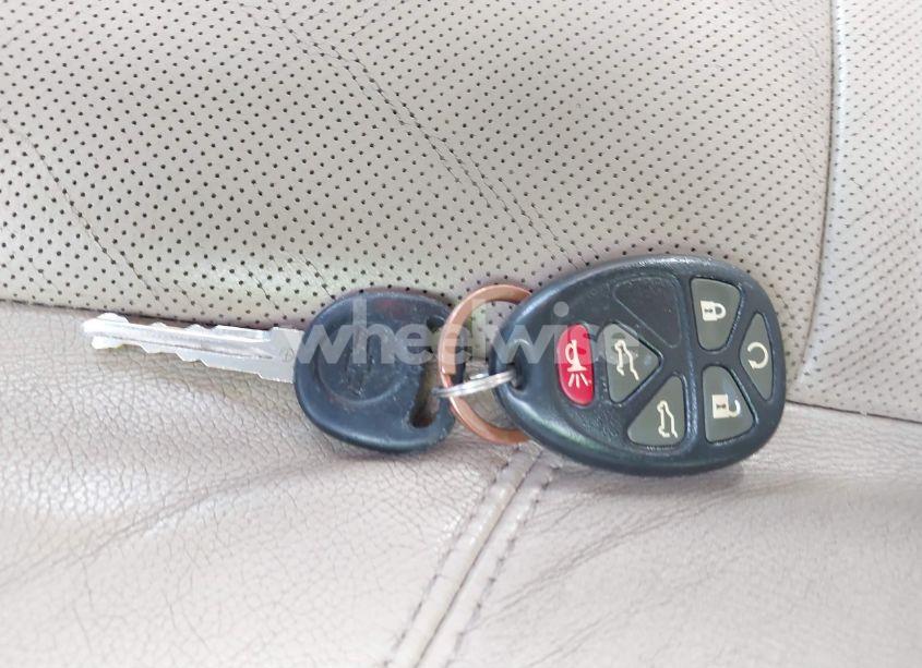 Photo 11 of 2011 Chevrolet Suburban 1500 LTZ (VIN 1GNSKKE38BR231882)