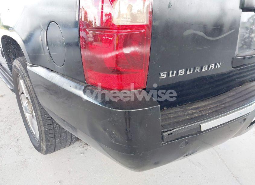 Photo 6 of 2011 Chevrolet Suburban 1500 LTZ (VIN 1GNSKKE3XBR180241)