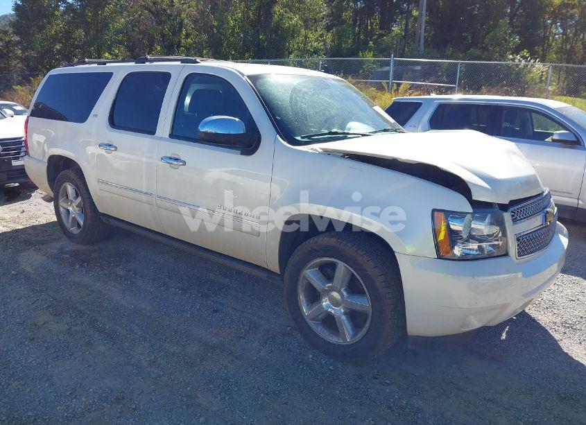 2013 Chevrolet Suburban 1500 LTZ (VIN 1GNSKKE70DR329679) main photo