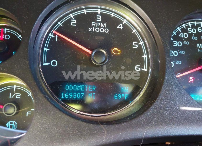 Photo 16 of 2013 Chevrolet Suburban 1500 LTZ (VIN 1GNSKKE70DR329679)