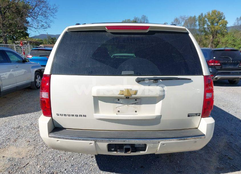 Photo 17 of 2013 Chevrolet Suburban 1500 LTZ (VIN 1GNSKKE70DR329679)