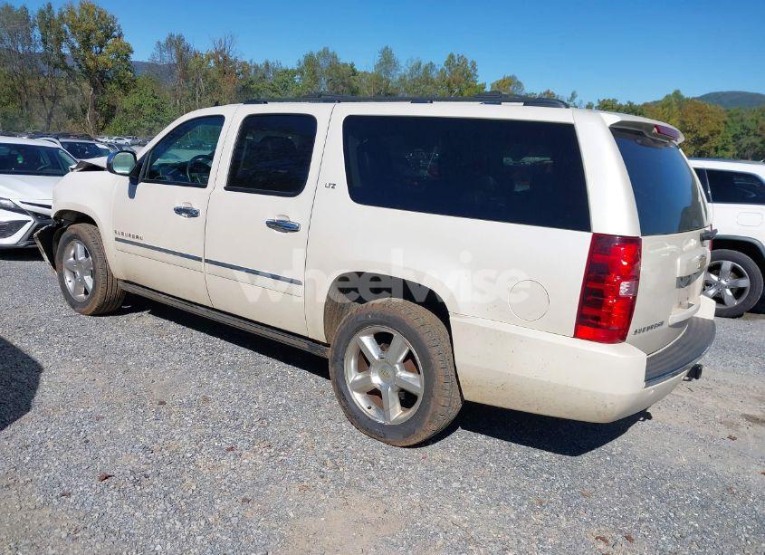 Photo 3 of 2013 Chevrolet Suburban 1500 LTZ (VIN 1GNSKKE70DR329679)