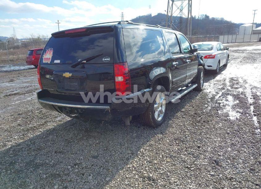 Photo 4 of 2014 Chevrolet Suburban 1500 LTZ (VIN 1GNSKKE70ER137678)