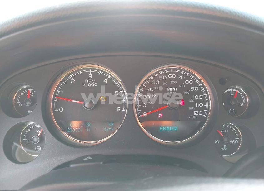 Photo 7 of 2014 Chevrolet Suburban 1500 LTZ (VIN 1GNSKKE70ER137678)