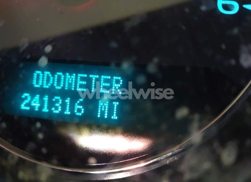 Photo 15 of 2012 Chevrolet Suburban 1500 LTZ (VIN 1GNSKKE71CR251475)