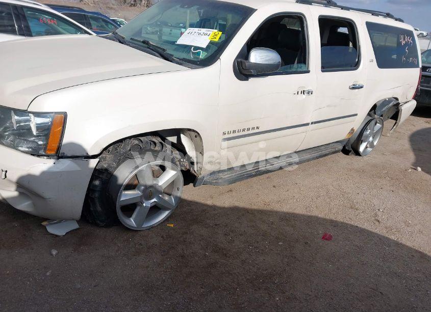 Photo 6 of 2012 Chevrolet Suburban 1500 LTZ (VIN 1GNSKKE71CR251475)