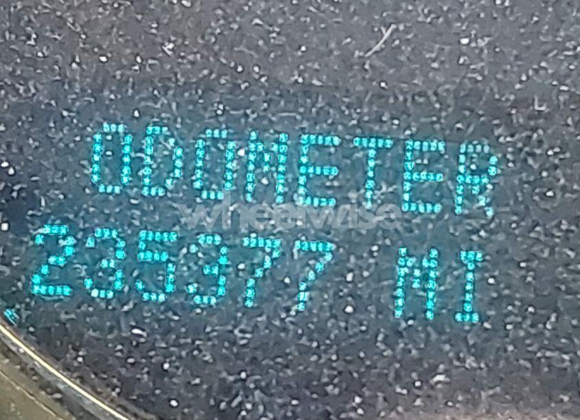 Photo 16 of 2013 Chevrolet Suburban 1500 LTZ (VIN 1GNSKKE72DR317310)