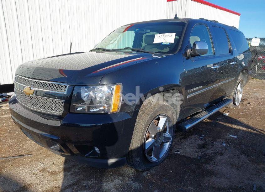 Photo 2 of 2013 Chevrolet Suburban 1500 LTZ (VIN 1GNSKKE72DR317310)