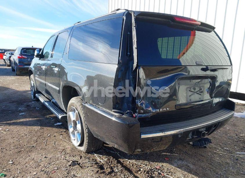 Photo 3 of 2013 Chevrolet Suburban 1500 LTZ (VIN 1GNSKKE72DR317310)