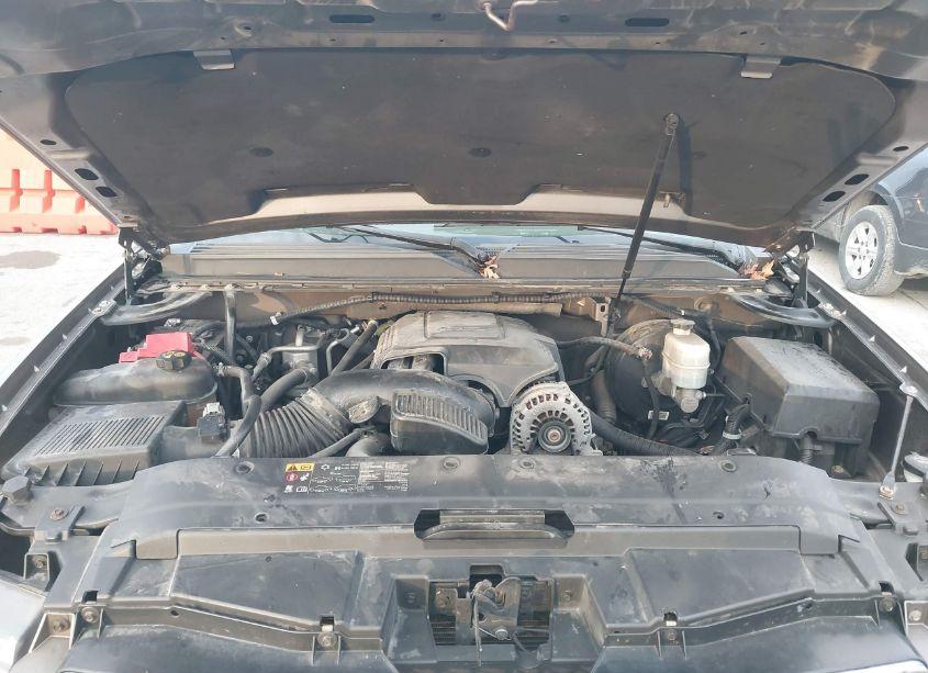 Photo 10 of 2012 Chevrolet Suburban 1500 LTZ (VIN 1GNSKKE73CR112772)