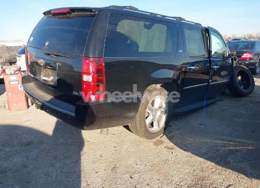 Photo 4 of 2012 Chevrolet Suburban 1500 LTZ (VIN 1GNSKKE75CR133445)