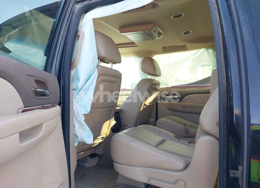 Photo 7 of 2012 Chevrolet Suburban 1500 LTZ (VIN 1GNSKKE75CR133445)