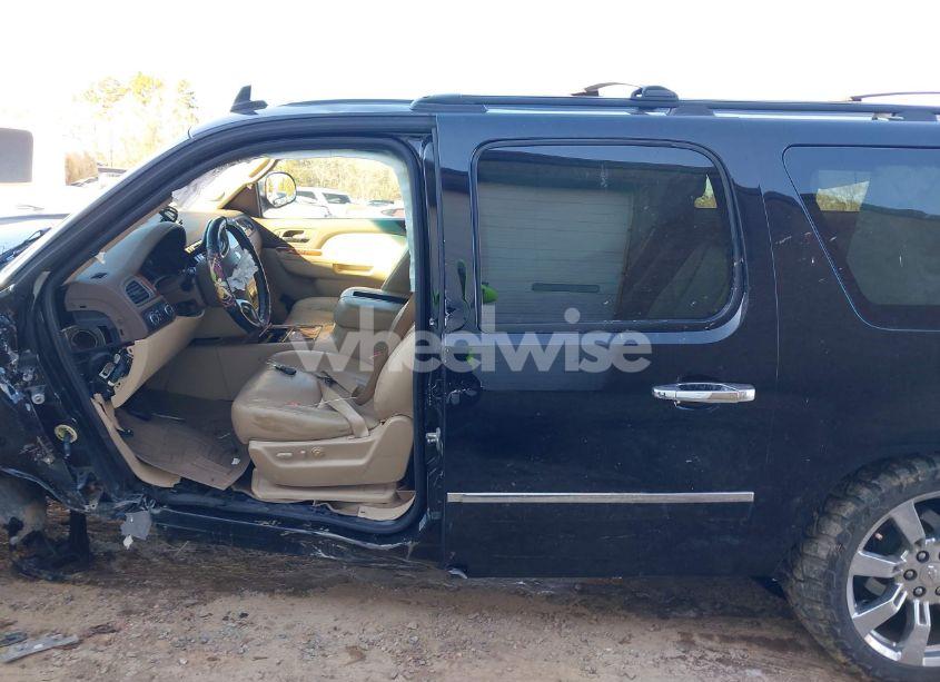 Photo 14 of 2012 Chevrolet Suburban 1500 LTZ (VIN 1GNSKKE75CR141416)