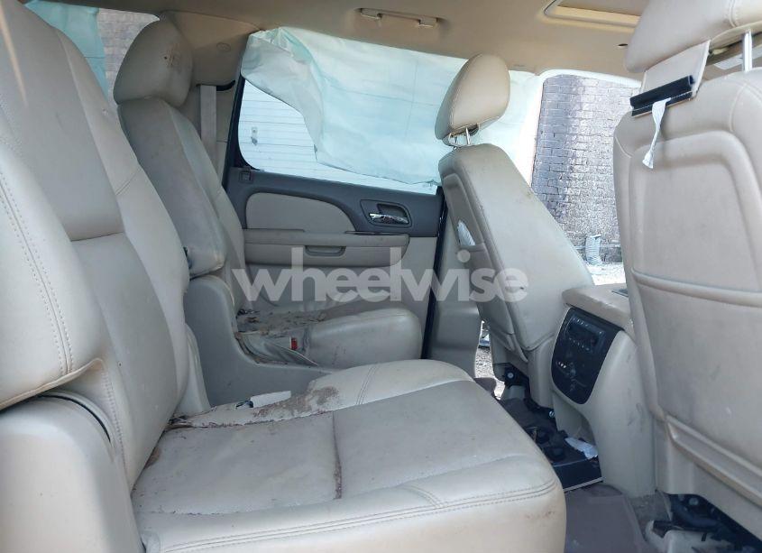 Photo 8 of 2012 Chevrolet Suburban 1500 LTZ (VIN 1GNSKKE75CR141416)