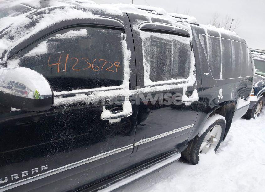 Photo 13 of 2012 Chevrolet Suburban 1500 LTZ (VIN 1GNSKKE75CR215742)