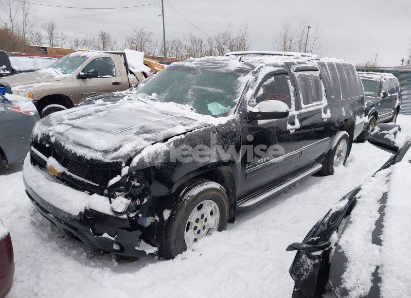 Photo 2 of 2012 Chevrolet Suburban 1500 LTZ (VIN 1GNSKKE75CR215742)