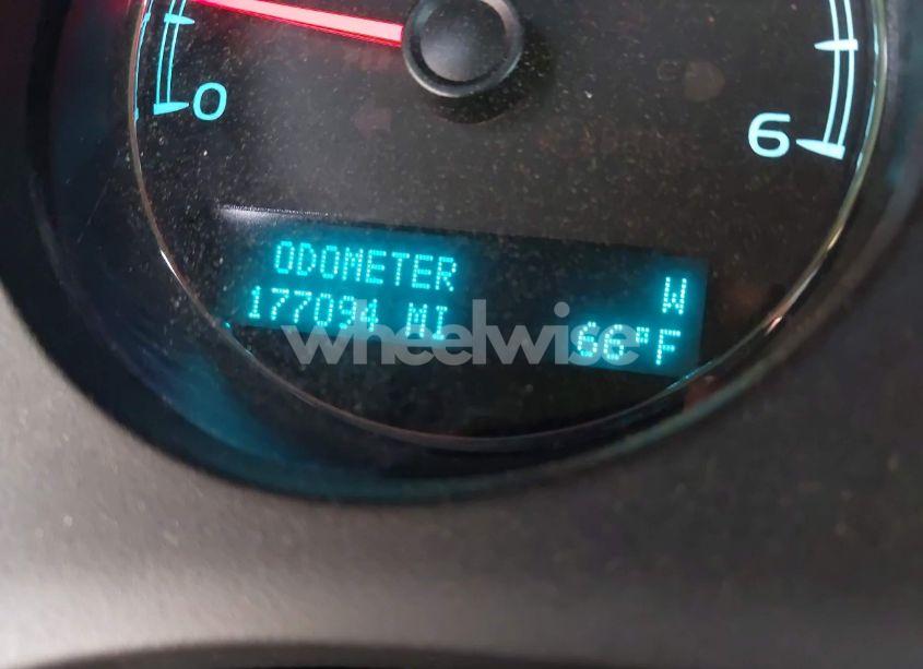 Photo 15 of 2012 Chevrolet Suburban 1500 LTZ (VIN 1GNSKKE75CR218043)