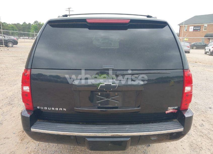 Photo 16 of 2012 Chevrolet Suburban 1500 LTZ (VIN 1GNSKKE75CR218043)