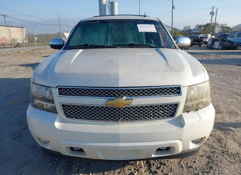 Photo 12 of 2013 Chevrolet Suburban 1500 LTZ (VIN 1GNSKKE75DR261198)