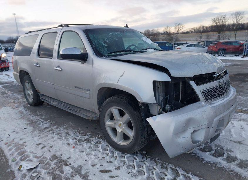 2013 Chevrolet Suburban 1500 LTZ (VIN 1GNSKKE77DR170966) main photo