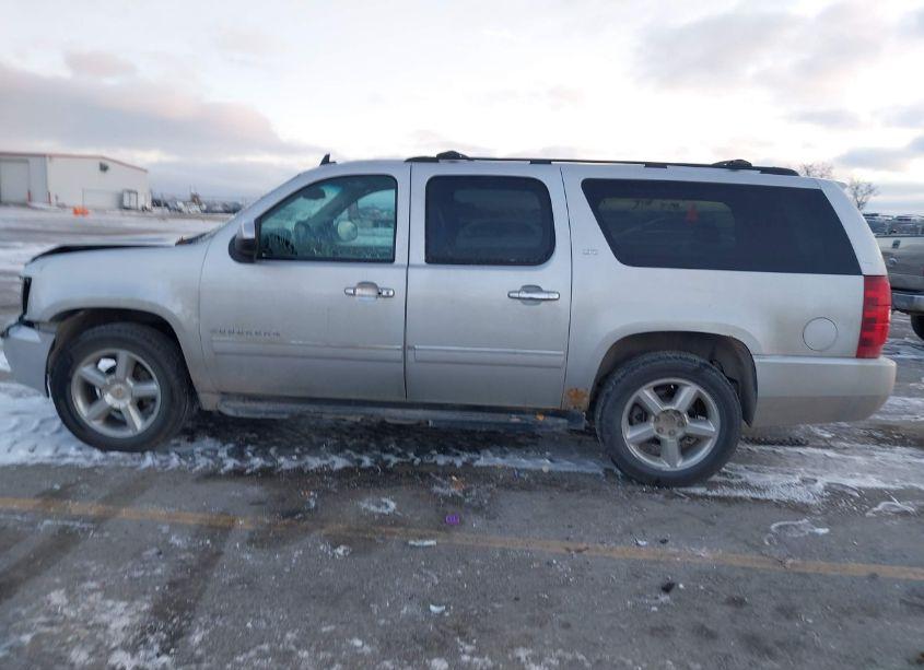 Photo 14 of 2013 Chevrolet Suburban 1500 LTZ (VIN 1GNSKKE77DR170966)