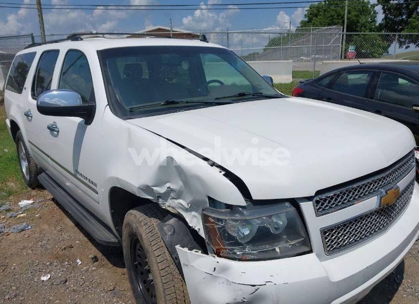 2014 Chevrolet Suburban 1500 LTZ (VIN 1GNSKKE78ER134057) main photo